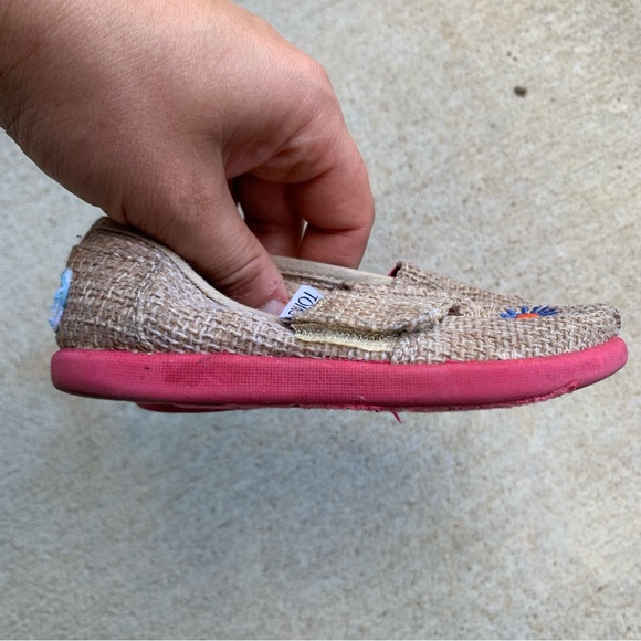 Toms Baby Embroidered Shoes Size 7 - Picture 8 of 9